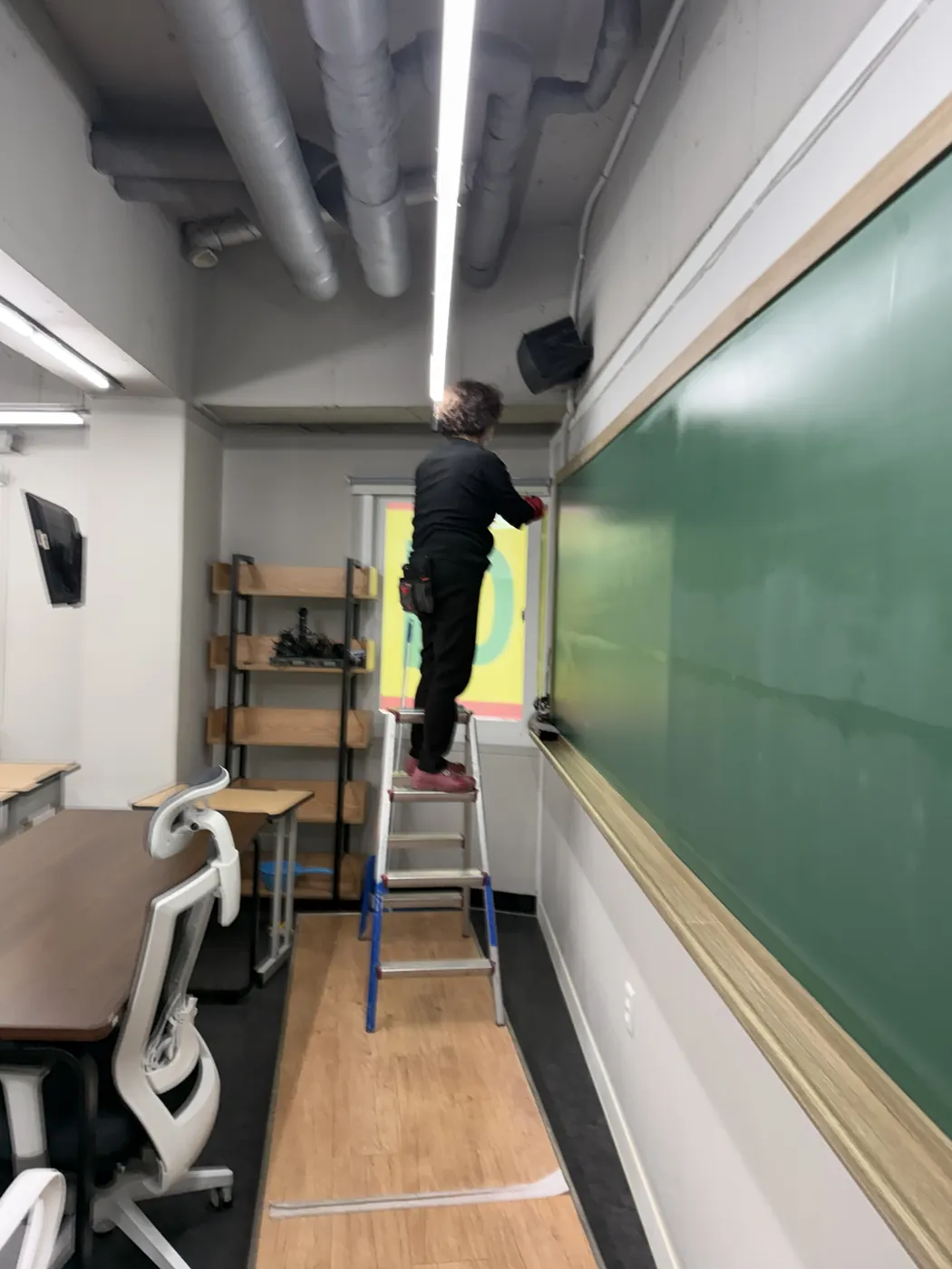 작업 진행 — 경기동남부 학원청소 현장