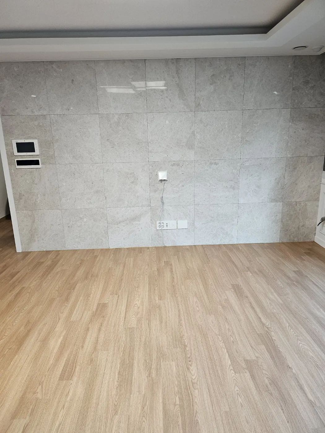 초이동 입주청소 시공 현장 — 입주 전 실내