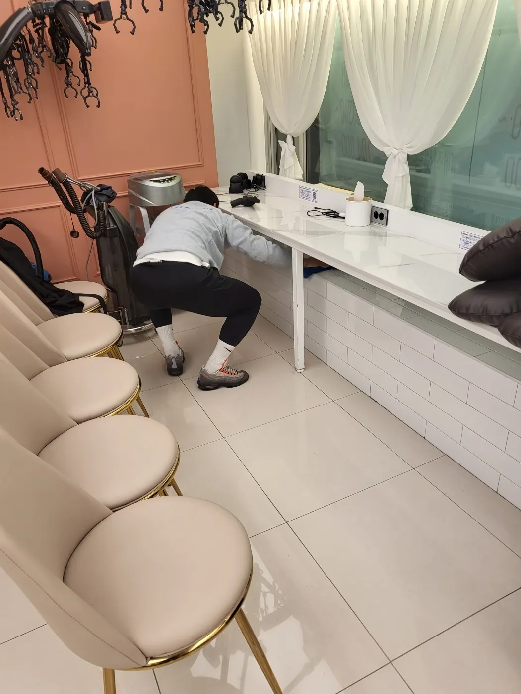세정 진행 — 여주시 미용실청소 현장