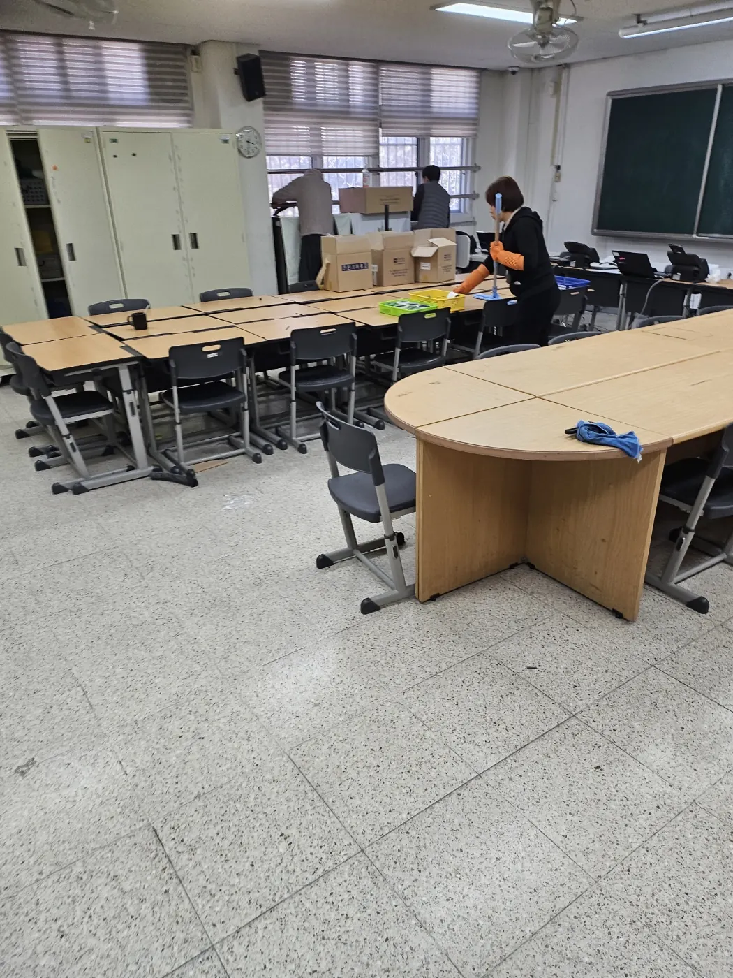 양평읍 학교청소 시공 현장 — 교실 마감