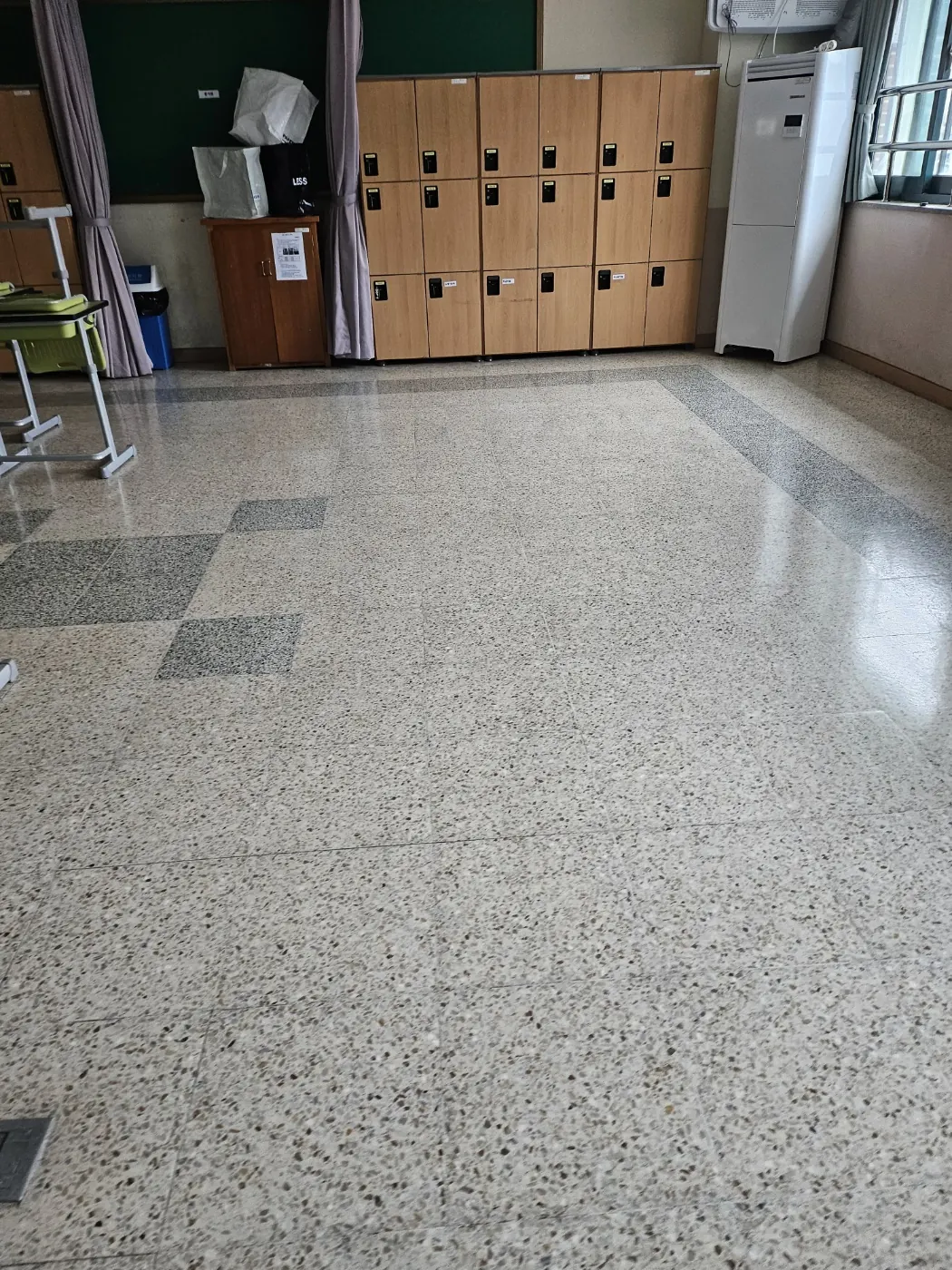 덕풍동 학교청소 시공 현장 — 복도 관리