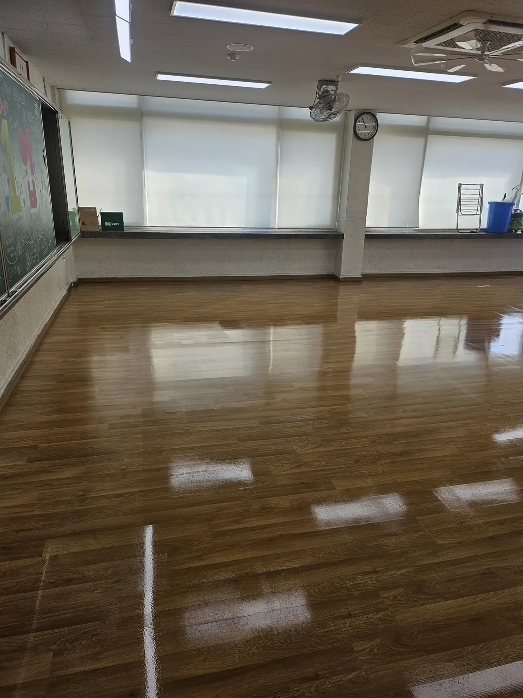 왁스 재코팅 — 곤지암읍 학교청소 현장